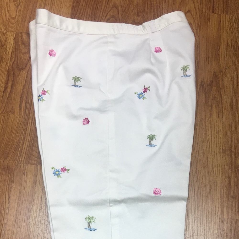 Women’s Capris